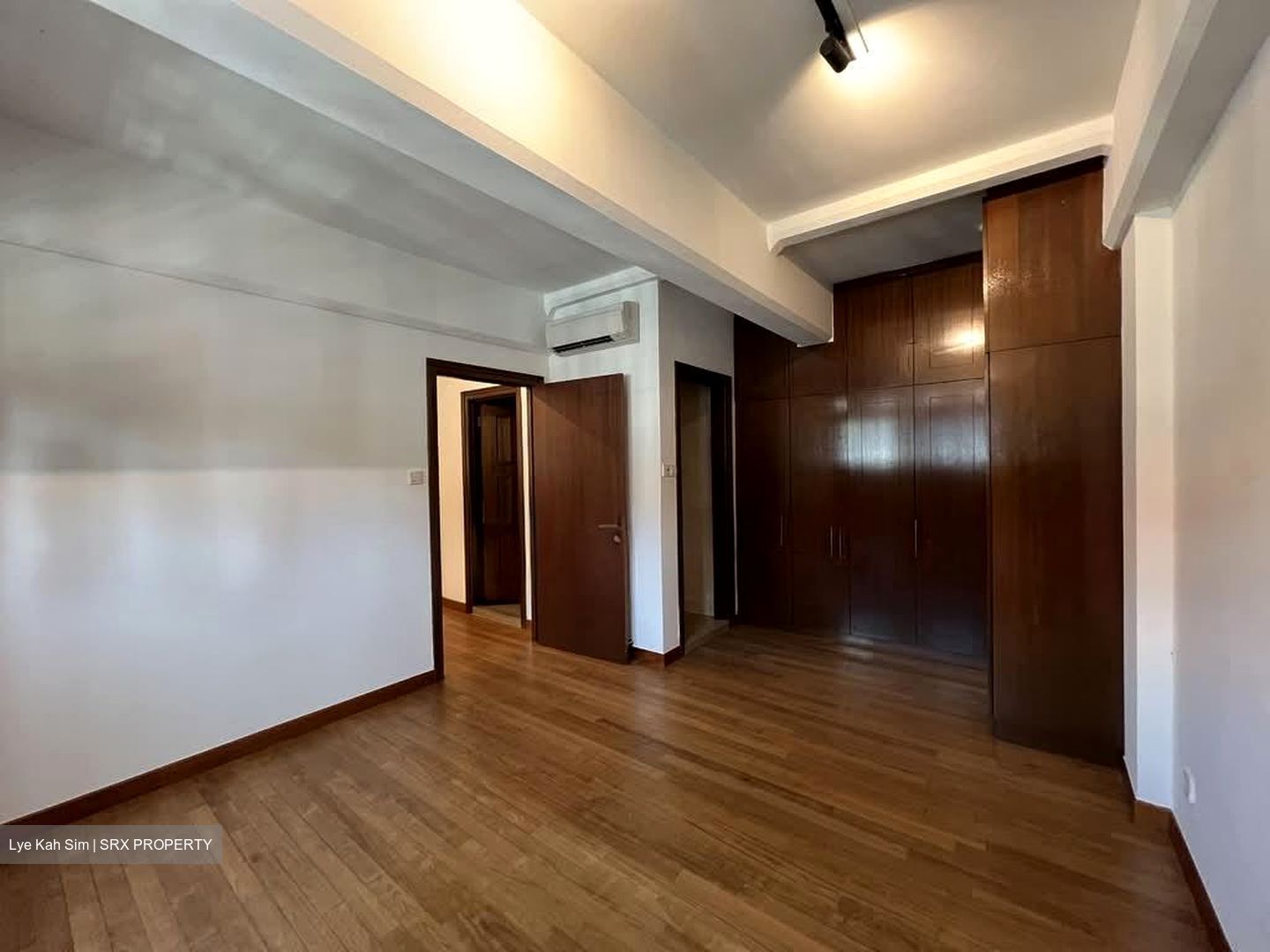 Mosque Street (D1), Condominium #556811401